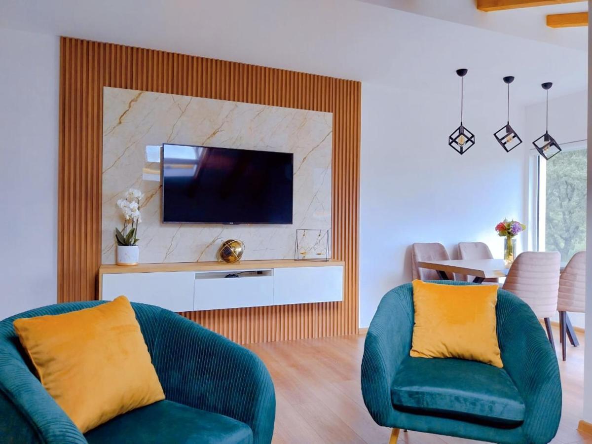 Apartment Dora Котор Екстер'єр фото