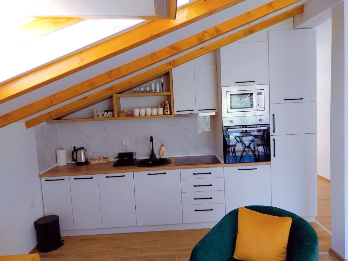 Apartment Dora Котор Екстер'єр фото