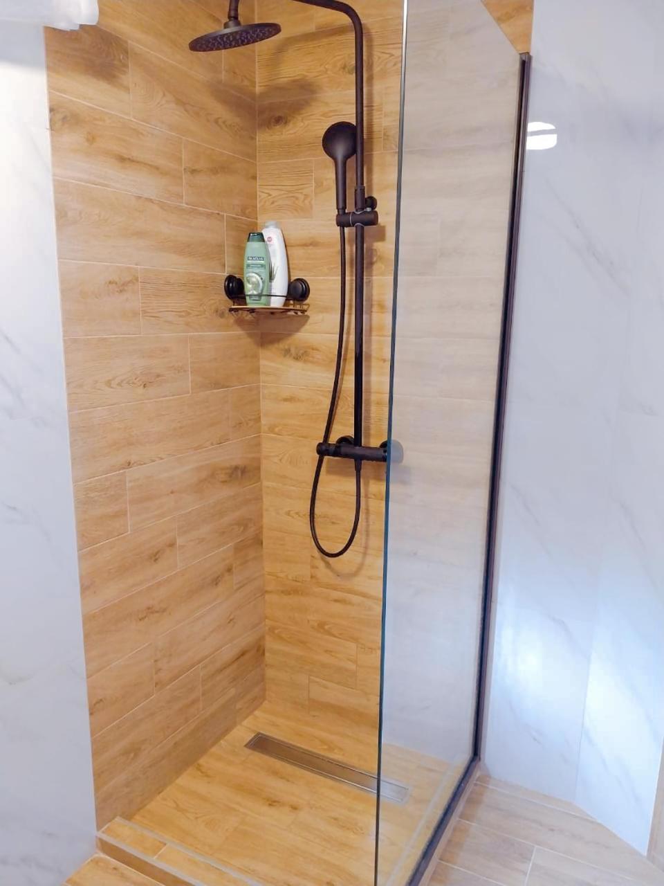 Apartment Dora Котор Екстер'єр фото